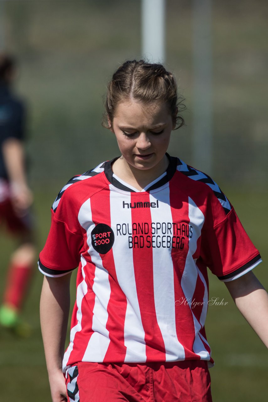 Bild 96 - B-Juniorinnen FSC Kaltenkirchen - TuS Tensfeld : Ergebnis: 7:0